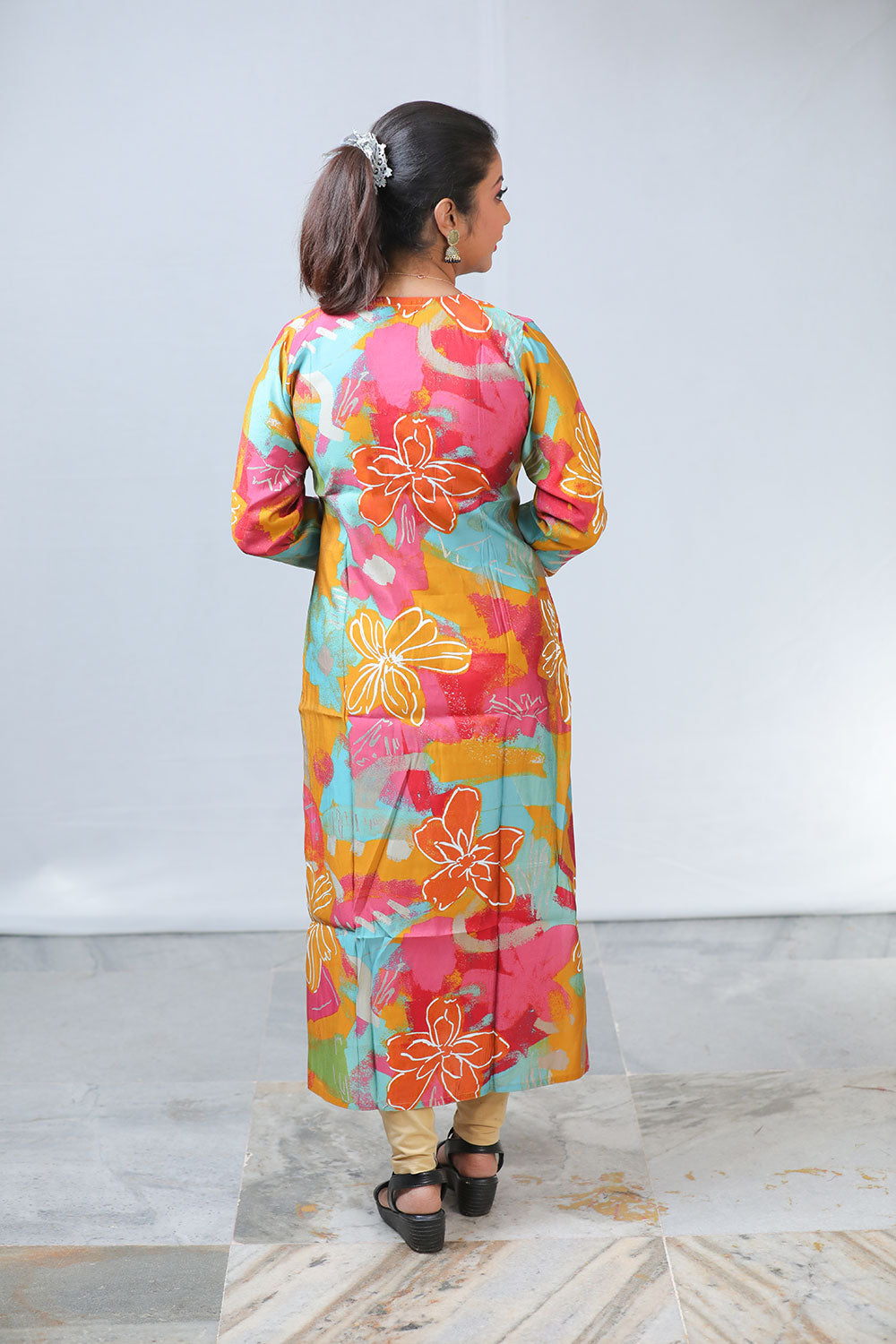 V-Neck Straight Kurta